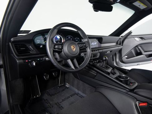 Certified 2022 Porsche 911 GT3 image 4