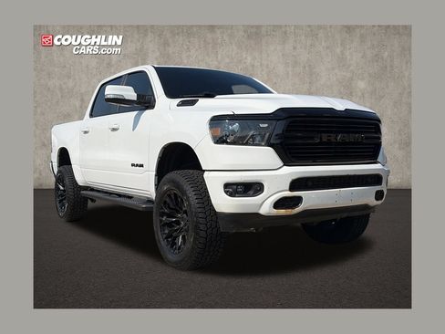 Used 2020 RAM 1500 Big Horn AWD/4WD image 1