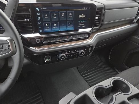 Certified 2024 Chevrolet Silverado 1500 LT image 32