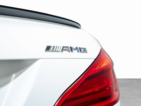Used 2017 Mercedes-Benz SL 63 AMG image 21