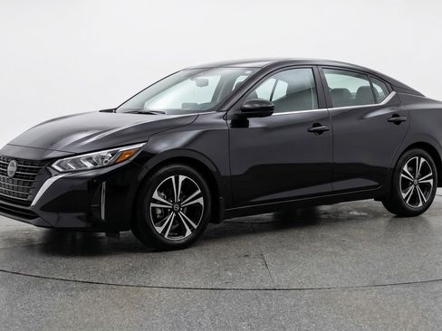 Used 2025 Nissan Sentra SV FWD image 3