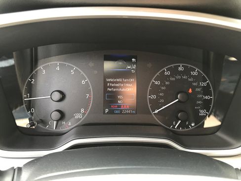 Used 2024 Toyota Corolla SE w/ SE Package FWD image 14