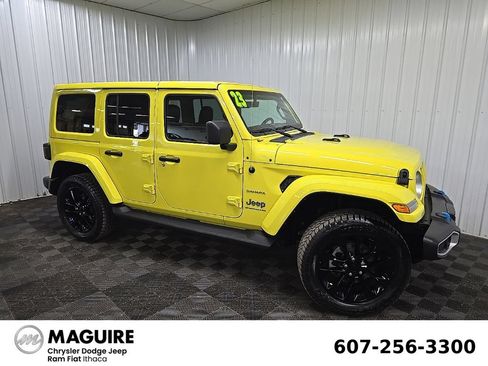 Used 2023 Jeep Wrangler Unlimited Sahara w/ Cold Weather Group AWD/4WD image 1