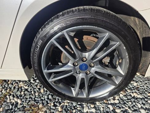 Used 2014 Ford Fusion Titanium image 9