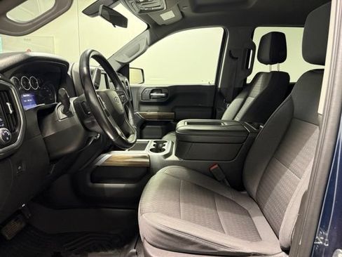 Used 2021 Chevrolet Silverado 1500 LT Trail Boss w/ LPO, Dark Essentials Package AWD/4WD image 11