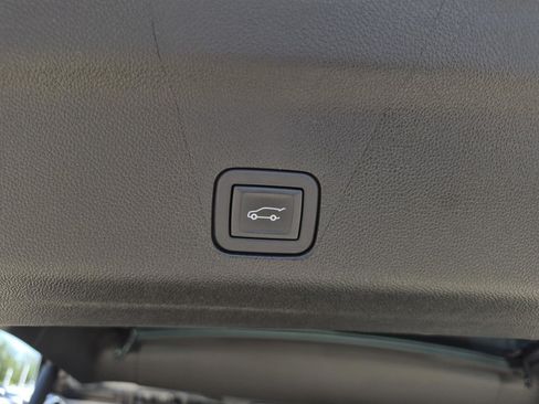 Certified 2024 GMC Yukon Denali w/ Max Trailering Package AWD/4WD image 10