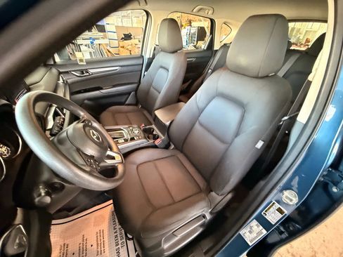 Used 2017 MAZDA CX-5 Sport image 12