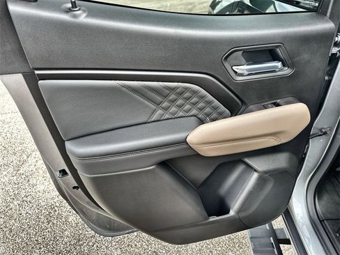 New 2026 GMC Canyon Denali image 15