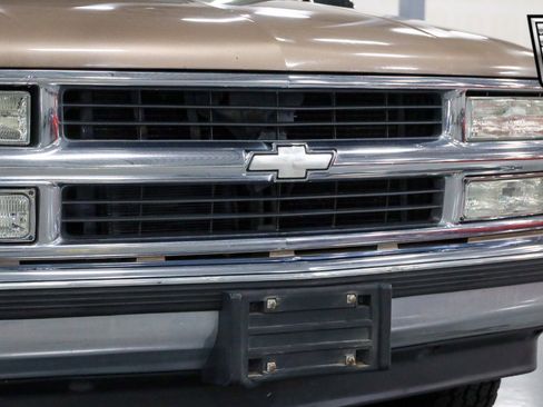 Used 1997 Chevrolet Silverado 3500 2WD Crew Cab w/ Convenience Pkg image 8