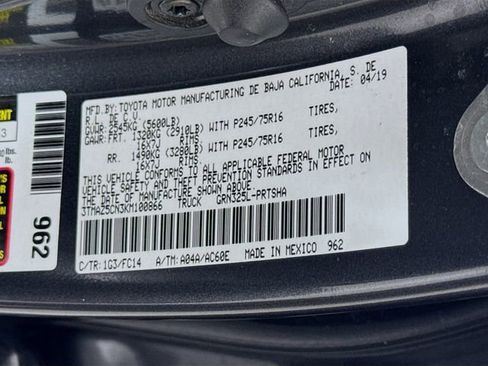 Certified 2019 Toyota Tacoma SR5 RWD image 32