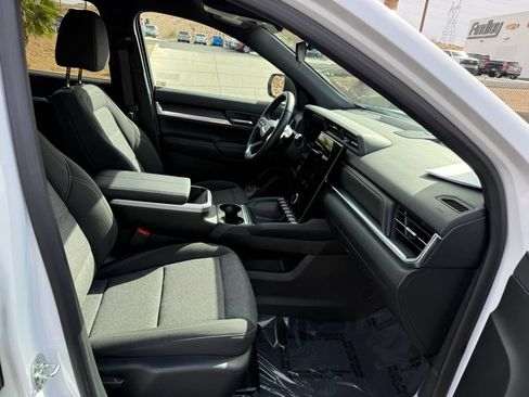 Certified 2026 GMC Terrain Elevation AWD/4WD image 12