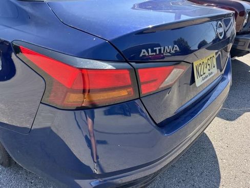 Used 2024 Nissan Altima 2.5 SR FWD image 8