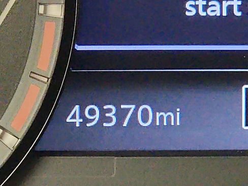 Used 2023 Nissan Frontier PRO-4X w/ Technology Package image 16