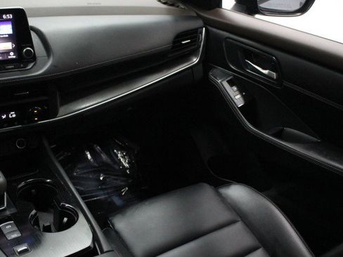 Used 2023 Nissan Rogue SV w/ SV Premium B Package image 26