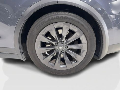 Used 2019 Tesla Model X 100D image 45