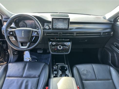 Used 2022 Lincoln Corsair AWD w/ Premium Package image 11