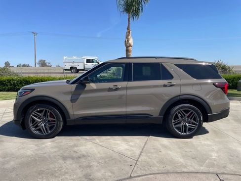 New 2026 Ford Explorer ST AWD/4WD image 2