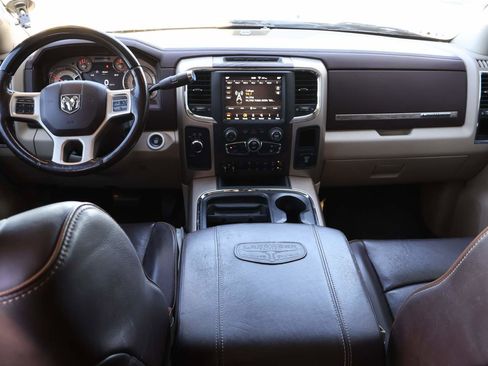 Used 2018 RAM 3500 Laramie Longhorn image 12