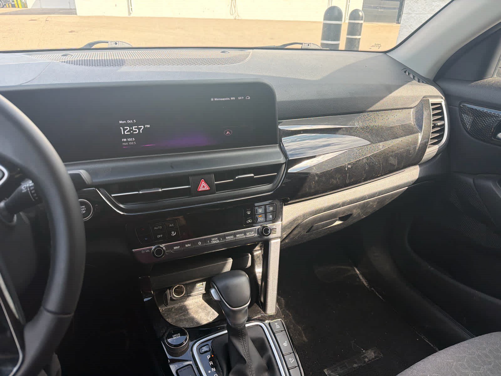 Used 2024 Kia Seltos S AWD/4WD image 14