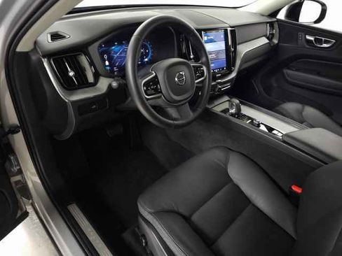 Certified 2025 Volvo XC60 B5 Plus image 16