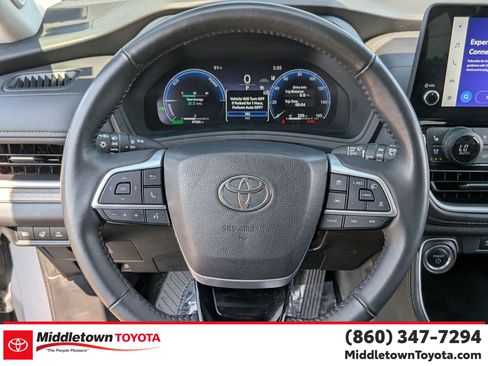 Certified 2024 Toyota Grand Highlander AWD Hybrid image 17