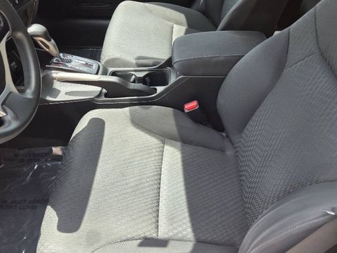 Used 2014 Honda Civic LX image 6