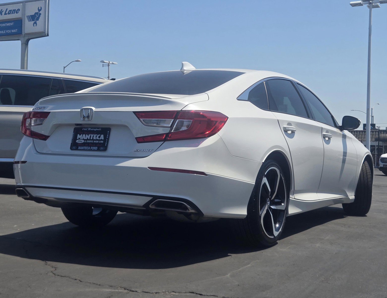 Used 2020 Honda Accord Sport image 3