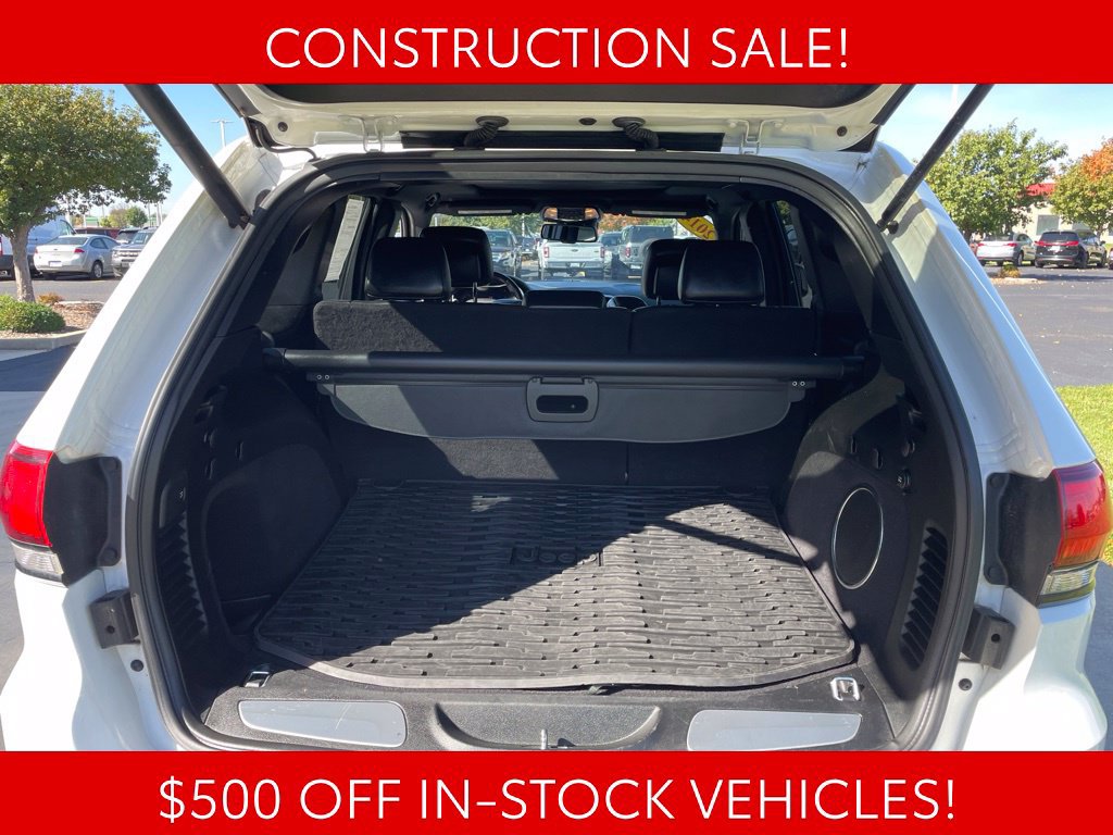 Used 2014 Jeep Grand Cherokee SRT w/ Trailer Tow Group IV AWD/4WD image 16