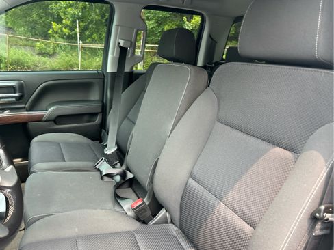 Used 2018 GMC Sierra 1500 SLE w/ SLE Value Package AWD/4WD image 18