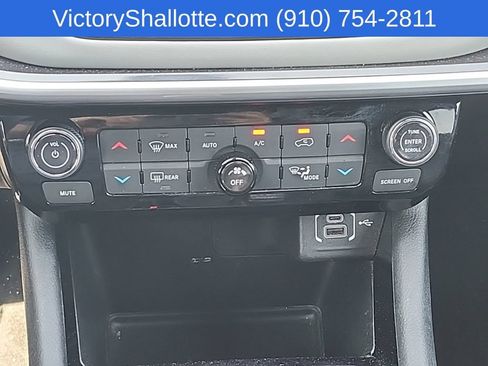 Used 2024 Jeep Compass Limited AWD/4WD image 11