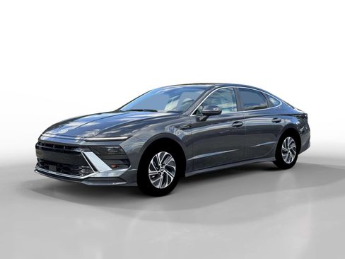 New 2026 Hyundai Sonata Blue FWD image 2