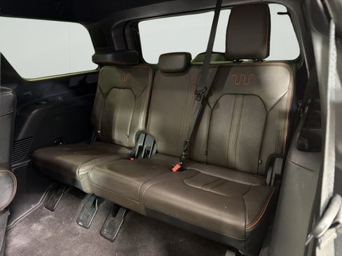 Used 2020 Ford Expedition King Ranch AWD/4WD image 12
