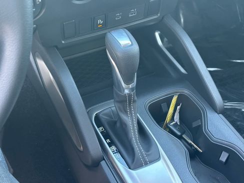 Used 2025 Nissan Frontier SV w/ Tow Package image 26