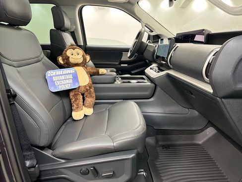 New 2025 Ford Expedition Max Active image 24