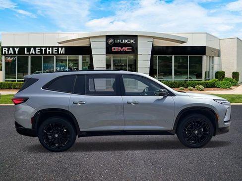 Used 2026 Buick Enclave Sport Touring w/ Power Package AWD/4WD image 6