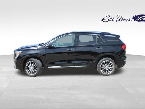 Used 2022 GMC Terrain Denali w/ Denali Premium Package image 8