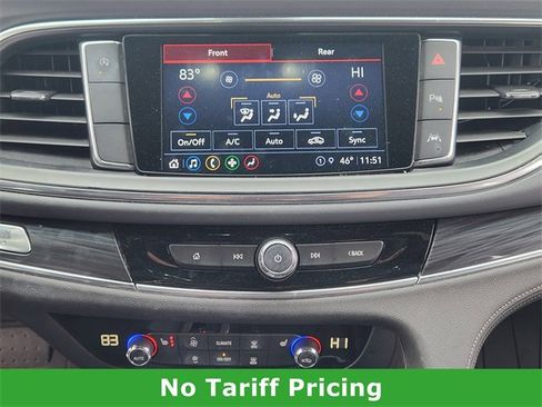 Used 2022 Buick Enclave Essence w/ Sport Touring Edition image 18