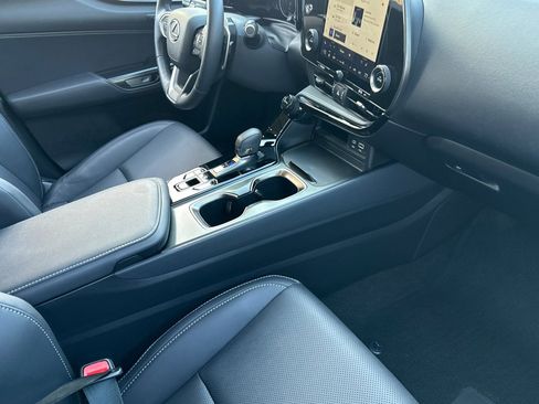 Certified 2025 Lexus NX 350h AWD w/ Premium Package image 24