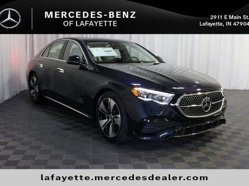 New 2026 Mercedes-Benz E 350 4MATIC Sedan image 1