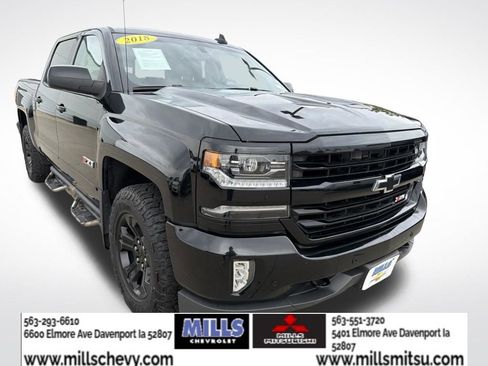 Used 2018 Chevrolet Silverado 1500 LTZ Z71 w/ Midnight Edition AWD/4WD image 6