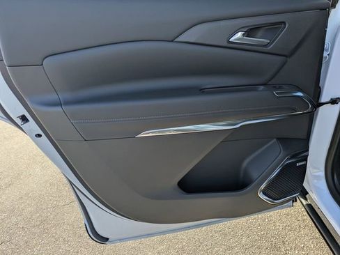 New 2026 Chevrolet Traverse High Country FWD image 28
