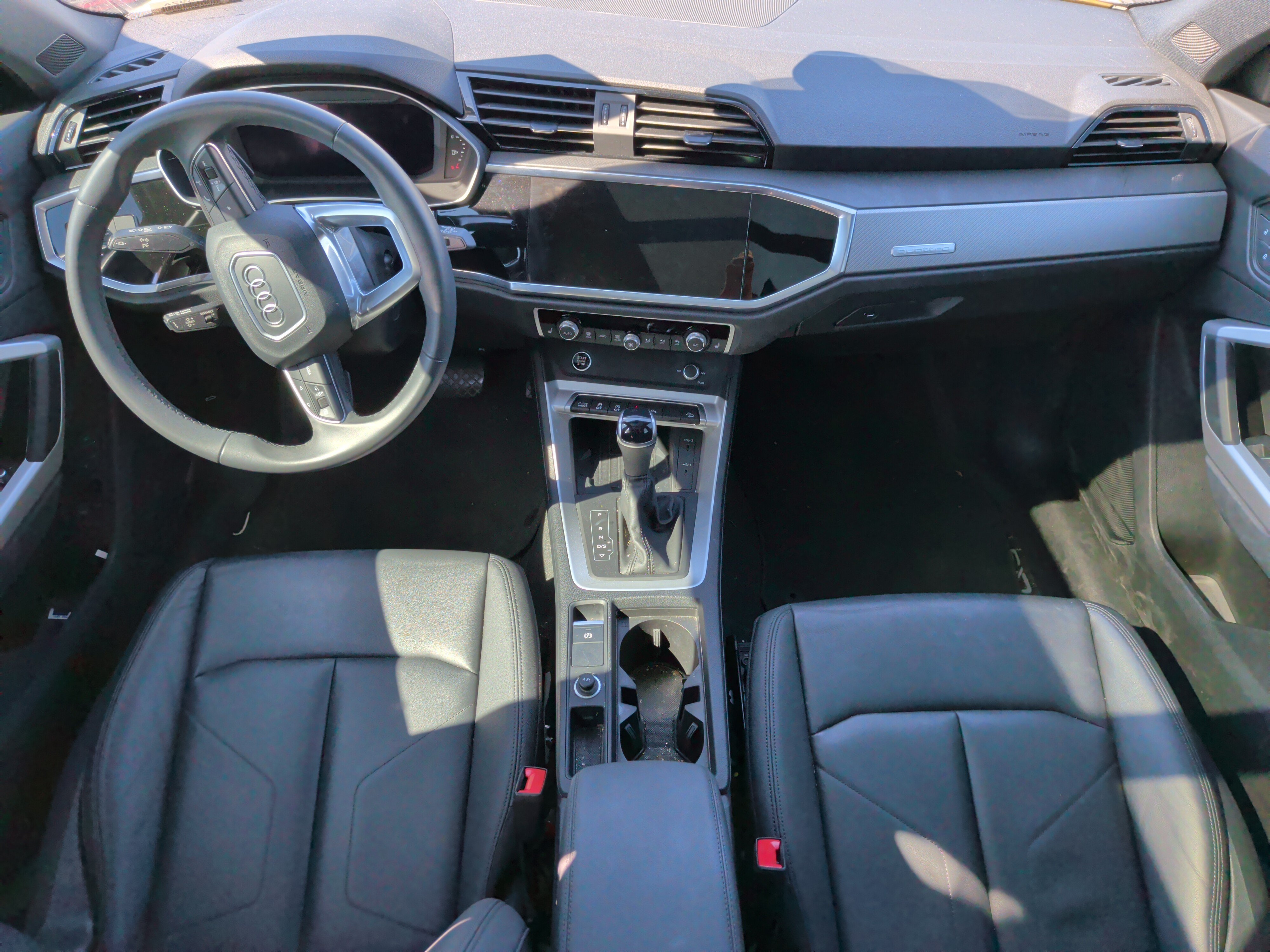 Used 2024 Audi Q3 2.0T Premium w/ Convenience Package AWD/4WD image 28