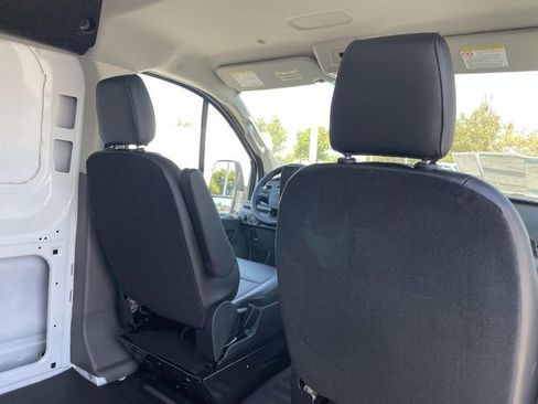 New 2025 Ford Transit 250 Low Roof image 32