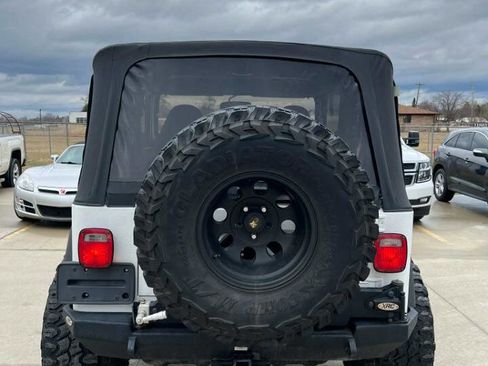 Used 2002 Jeep Wrangler Sahara image 7