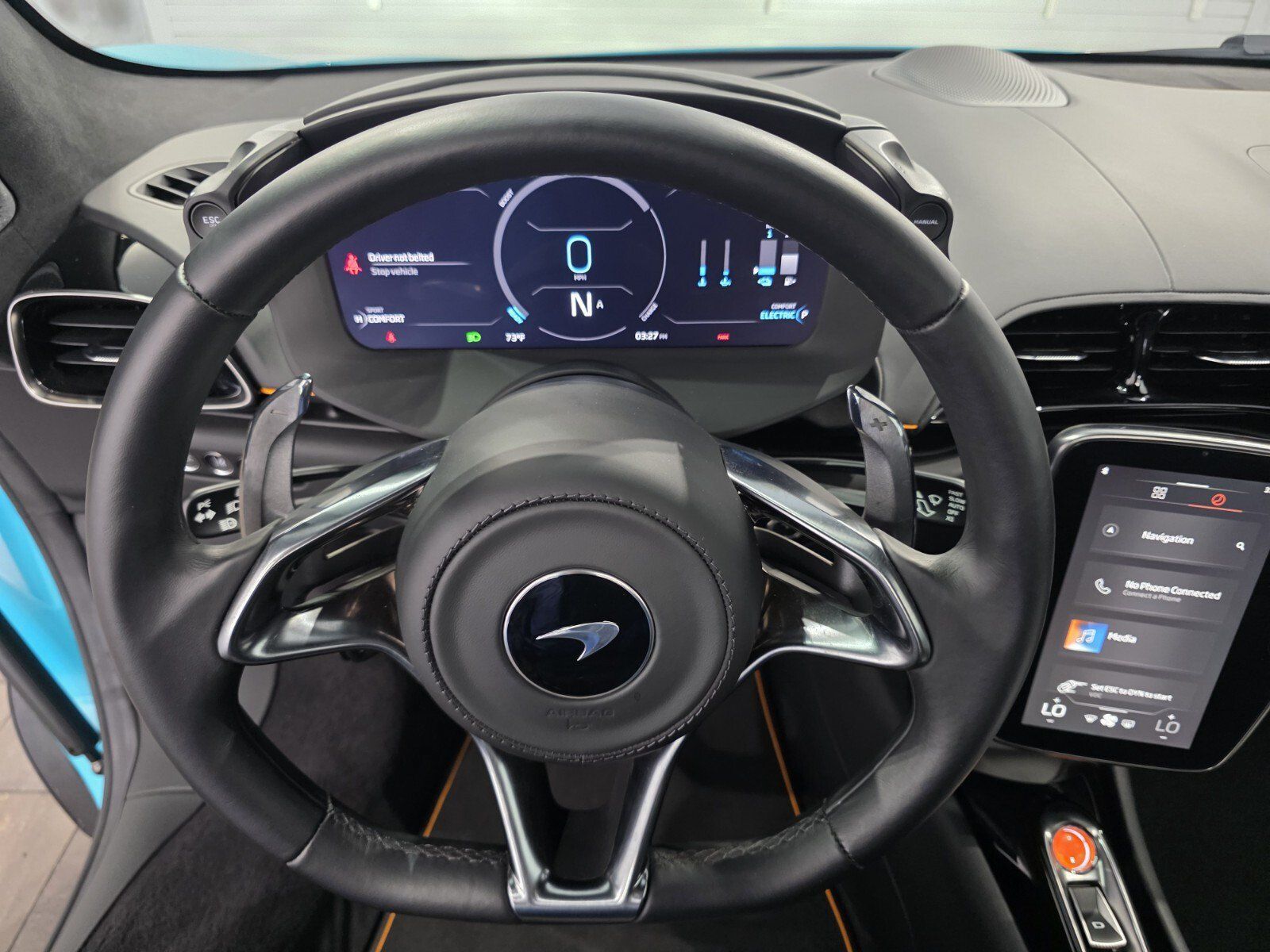 Used 2025 McLaren Artura RWD image 10