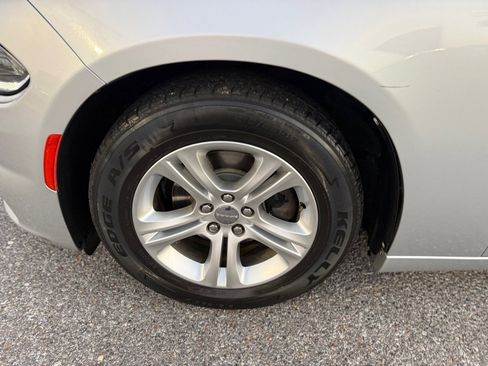 Used 2020 Dodge Charger SXT w/ Leather Interior Group image 25