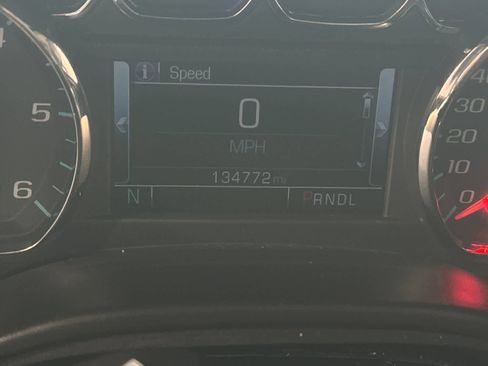 Used 2018 GMC Yukon XL SLT RWD image 26