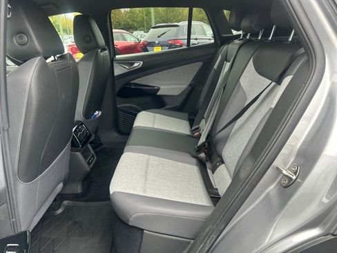 Used 2023 Volkswagen ID.4 Pro image 54