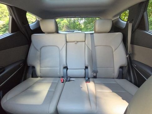 Used 2017 Hyundai Santa Fe Sport w/ 2.4L Tech Package 04 FWD image 23
