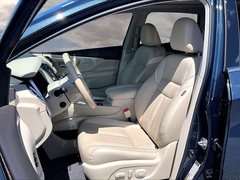 Used 2018 Nissan Murano Platinum w/ Cargo Package FWD image 21